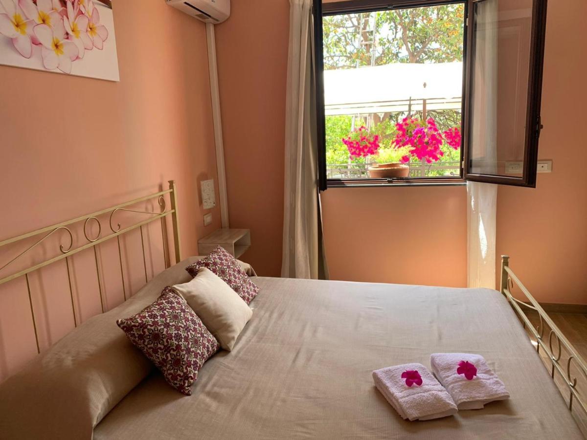 La Pomelia B&B Sofia Trappitello Εξωτερικό φωτογραφία